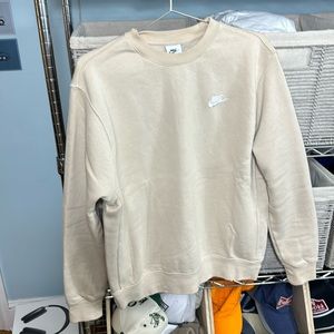 NIKE CREWNECK SWEATER